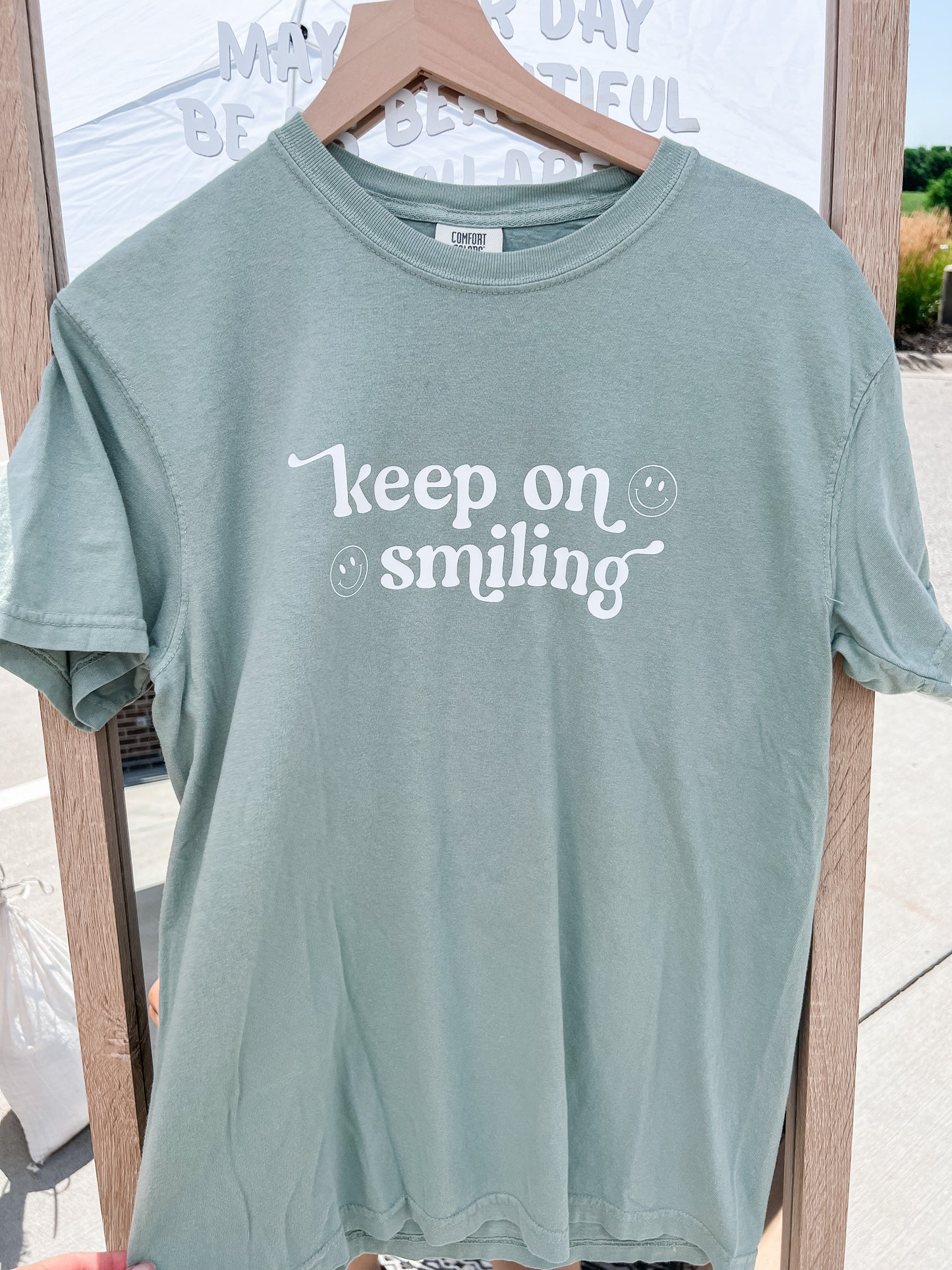 Keep on Smiling Tee